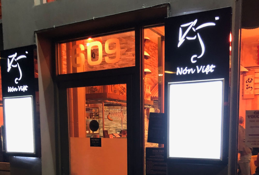 sign-makers-edinburgh-signs-glasgow-signs-dundee-signs-glasgow-signs-edinburgh-glasgow-non-viet-custom-menu-light-box-illuminated-custom-sign-makers-shop-signs-external-signs-dundee-aberdeen-edinburgh