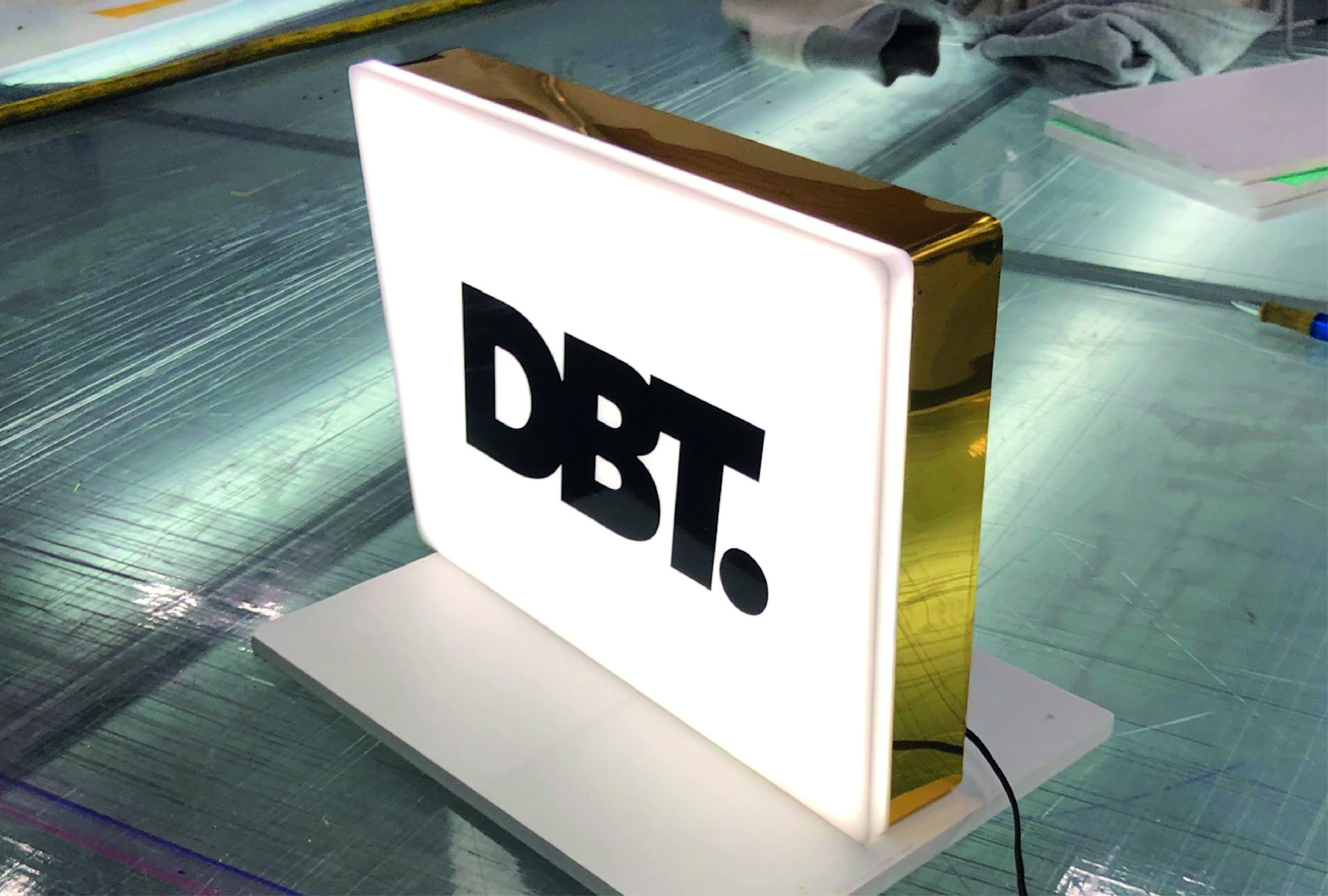 signs-edinburgh-sign-makers-edinburgh-signs-glasgow-dbt-lightbox-signs-aberdeen-signs-dundee-2